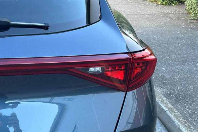 2021 SEAT FORMENTOR 1.5 TSI V2 SUV 5dr Petrol DSG Euro 6 (s/s) (150 ps) SUV Petrol Automatic