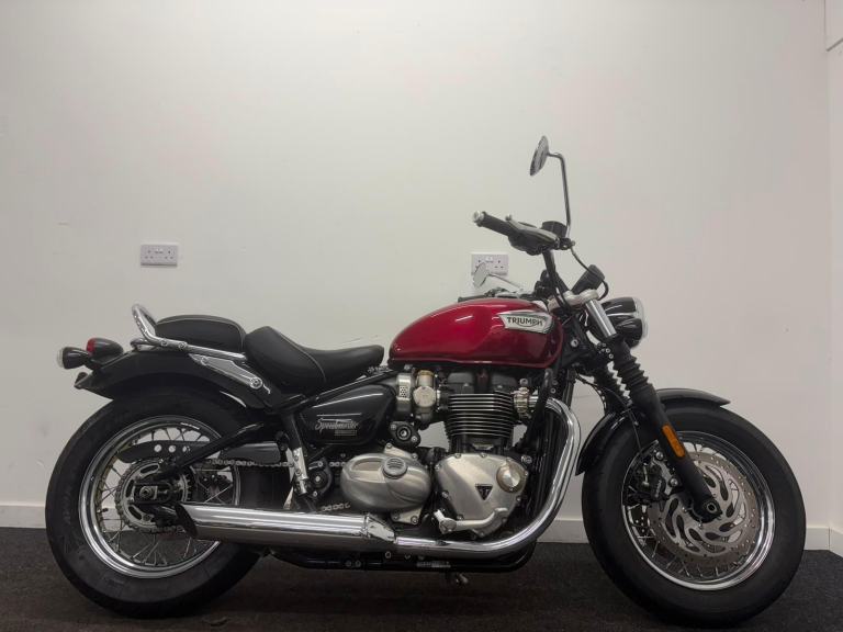 TRIUMPH SPEEDMASTER 1200 ** MID CONTROLS - MOT UNTIL JUNE 2027 - WARRANTY **