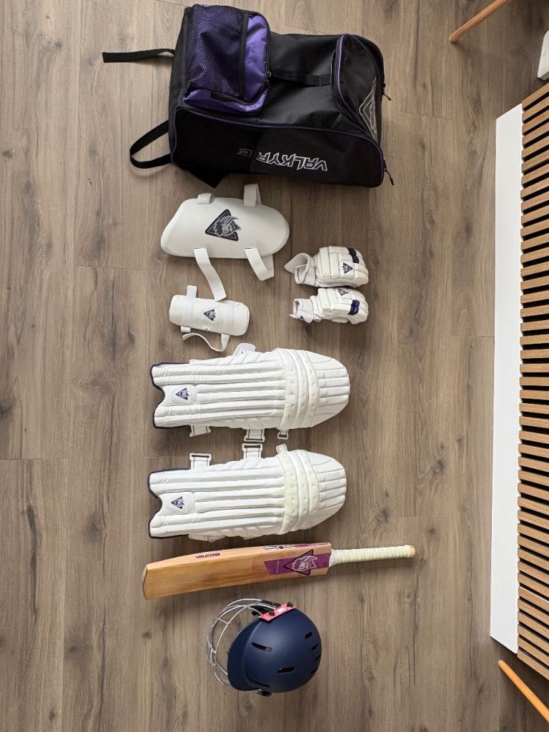 GM Valkyrie Cricket Set - Bat, Pads, Helmet, Gloves, Bag