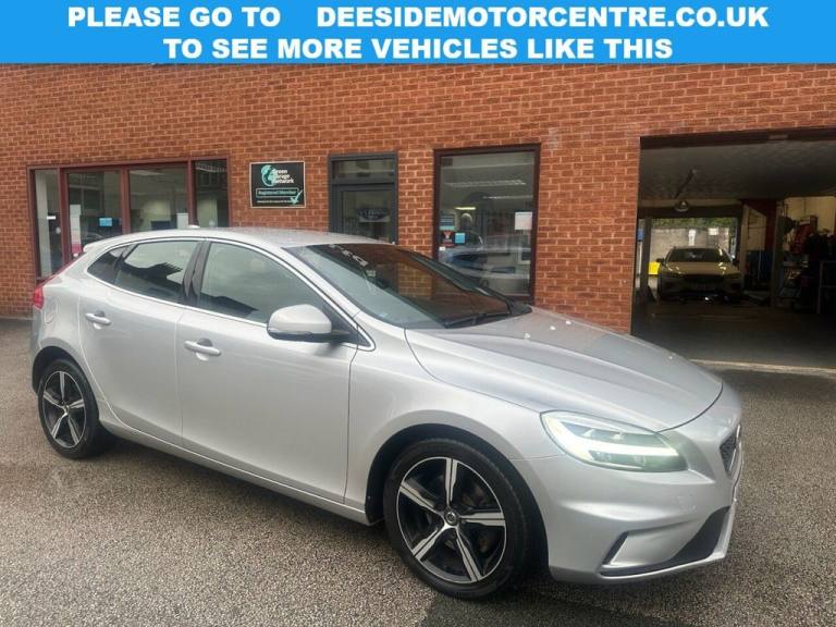 2018 Volvo V40 2.0 T2 GPF R-Design Nav Plus Hatchback 5dr Petrol Manual Euro 6 (s/s) (122  Hatchb...