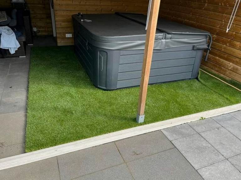 Vibrant Green Long-Lasting | premium Grass UV-Resistant