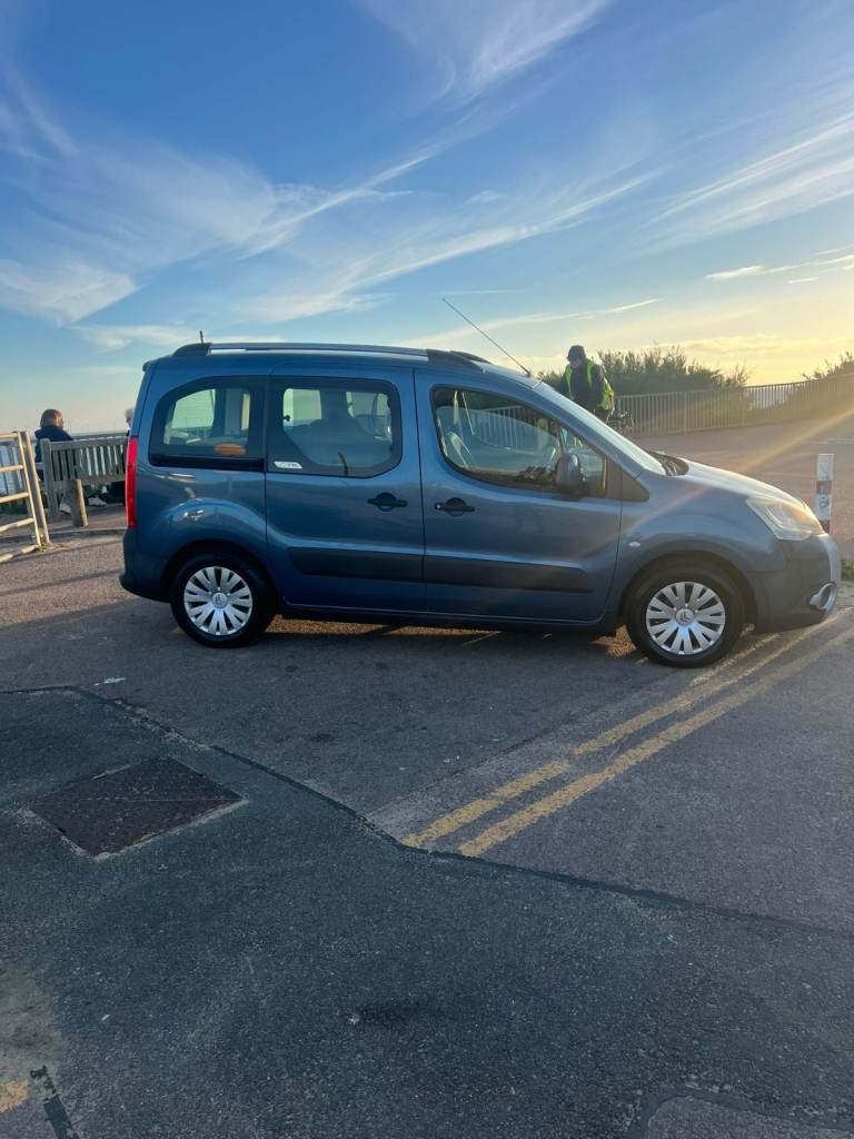 Citroen, BERLINGO MULTISPACE, MPV, 2012, Semi-Auto, 1560 (cc), 5 doors