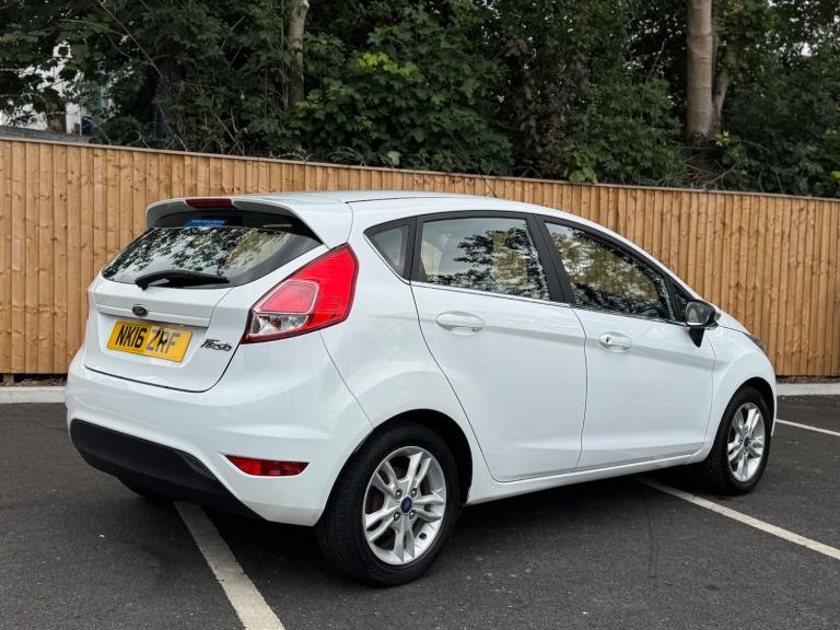 2016 Ford Fiesta 1.25 82 Zetec 5dr HATCHBACK Petrol Manual