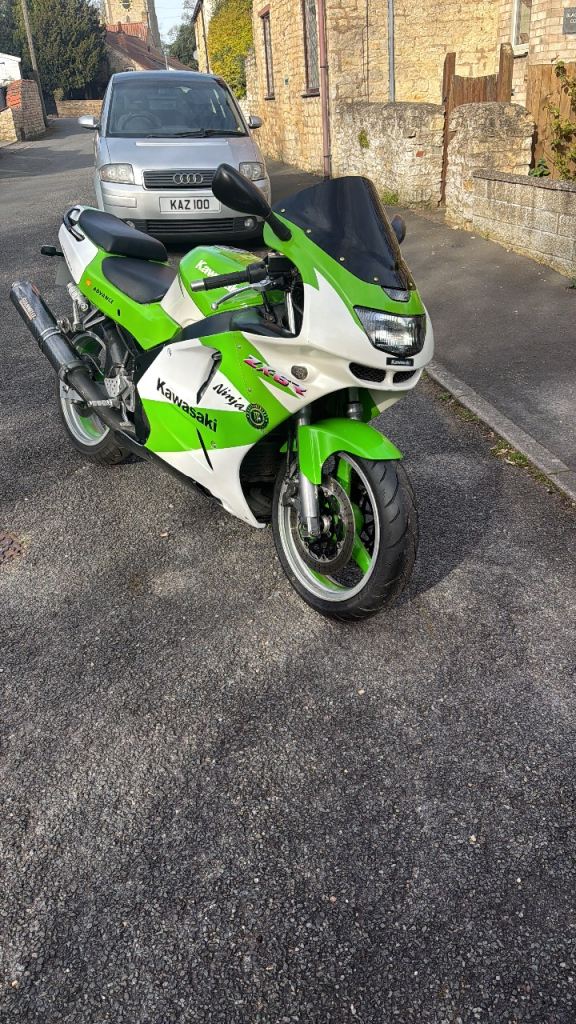 Kawasaki, Ninja ZX 6, 1996, 599 (cc)
