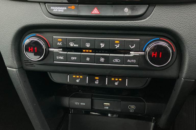 2022 Kia Ceed 1.5T GDi ISG GT-Line 5dr Hatchback PETROL Manual