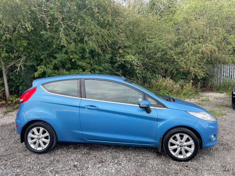 FORD FIESTA 1.2 ZETEC 60 REG 3 DOOR SERVICE HISTORY MOT JULY 7TH 2027 LOW INSURANCE 48+MPG