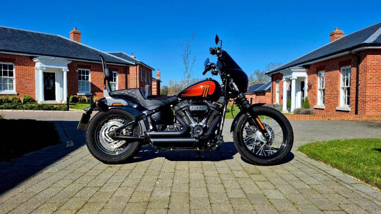Harley Davidson SOFTAIL STREET BOB 114 2021