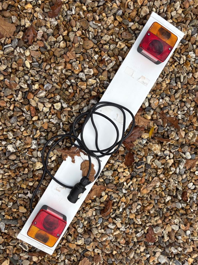 Trailer Board with lights and cable