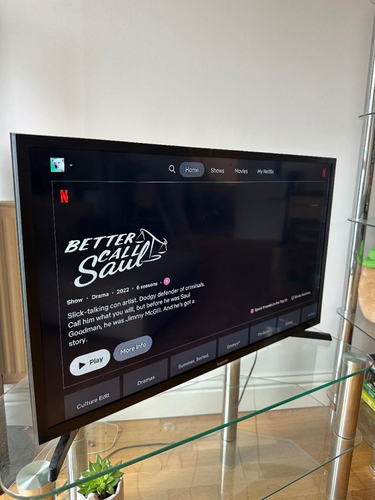 Samsung 32-inch Smart TV UE32T4300AKXXU – Good Condition