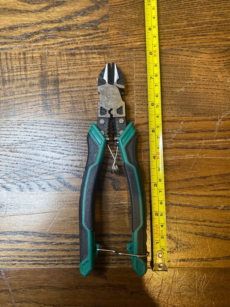 Great Tool Set for Home Repairs – Pliers + Makita Screwdriver!”West Dulwich £41 or best offer 