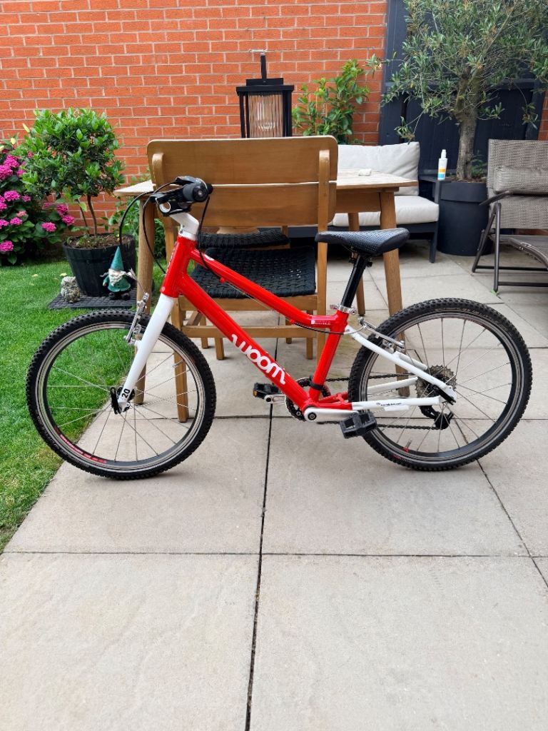 Woom 4 Kids Premium Red Bike 20’’ In Excellent Condition