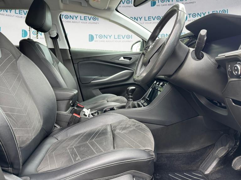 2022 Vauxhall Grandland 1.2 Turbo Ultimate 5dr Hatchback Petrol Manual
