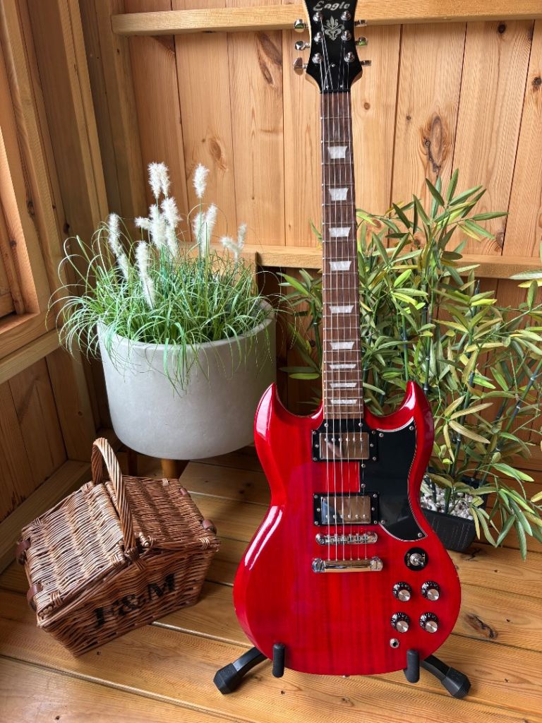 Eagle SG Vintage Guitar-Japan 1970s/early 80s + hard case