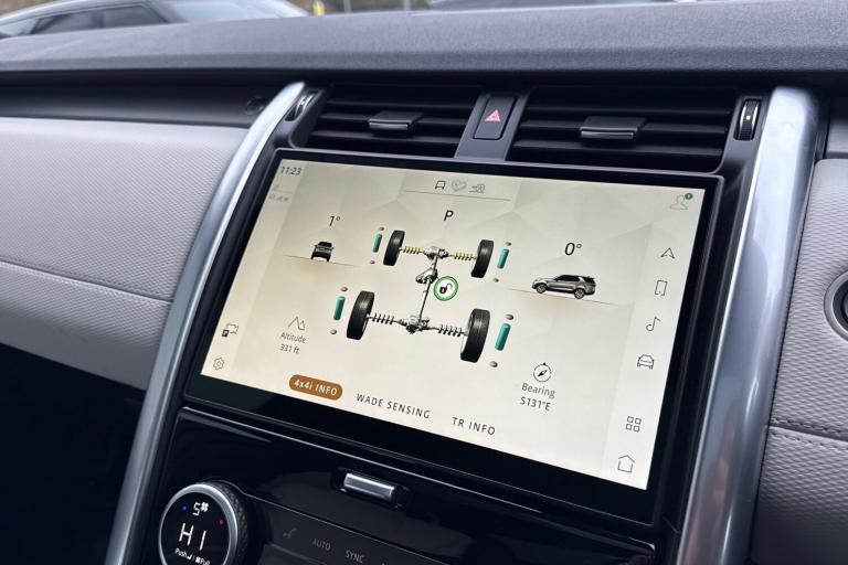 2024 Land Rover Discovery 3.0 D300 Dynamic HSE 5dr SUV DIESEL Automatic