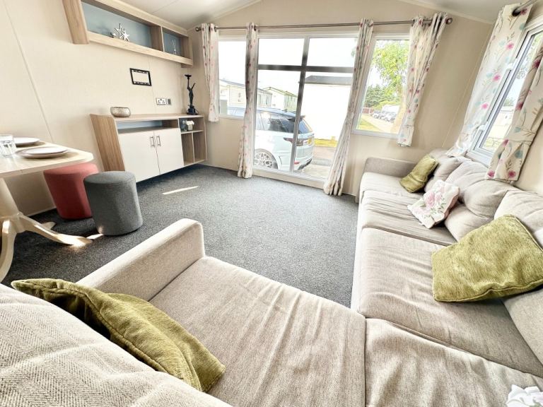 Own a caravan on a 12 month park, Change your life today - Cornwall, Looe