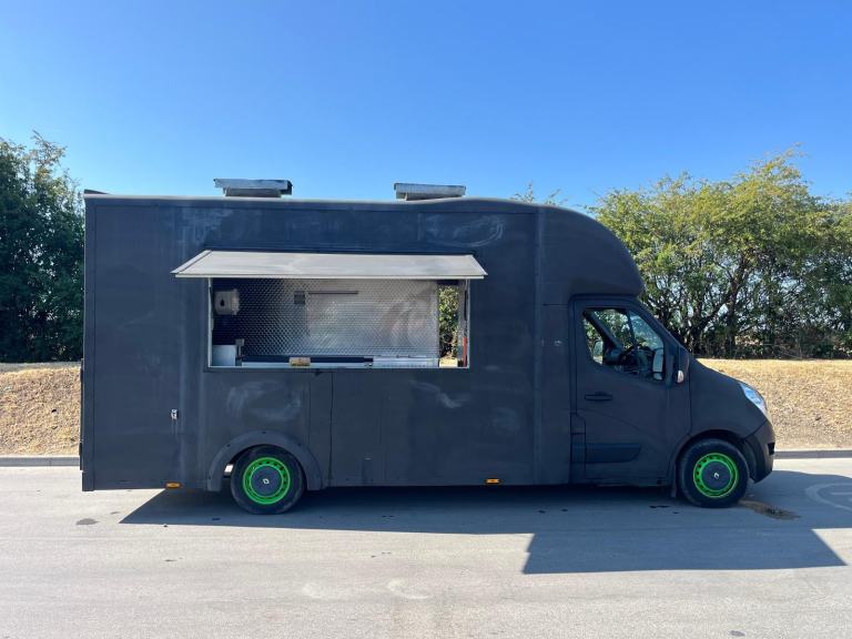RENAULT MASTER CATERING VAN FOR RENT/HIRE 