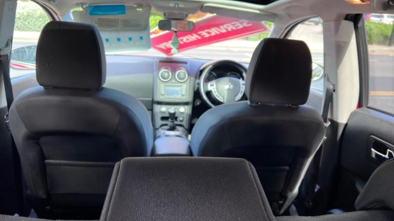 Nissan qashqai N1.5 dCi 115 N-Connecta 5dr 2 owners full Nissan history stunning