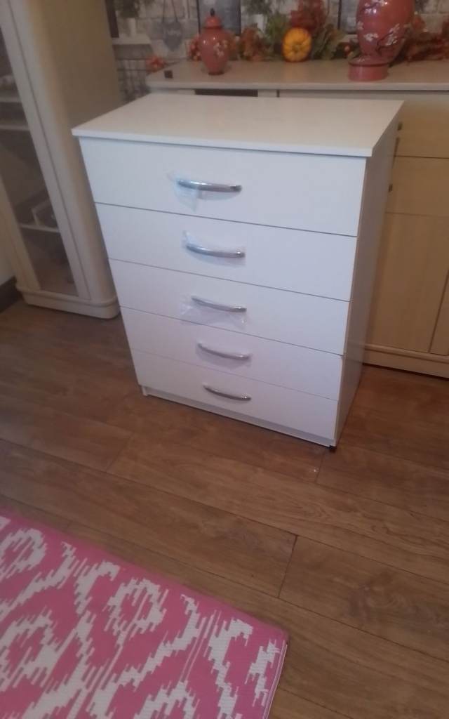 CHEST OF 5 DRAWERS 