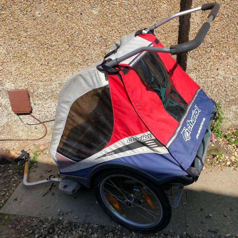 Chariot 2 children bike trailer. Captain XL model. 