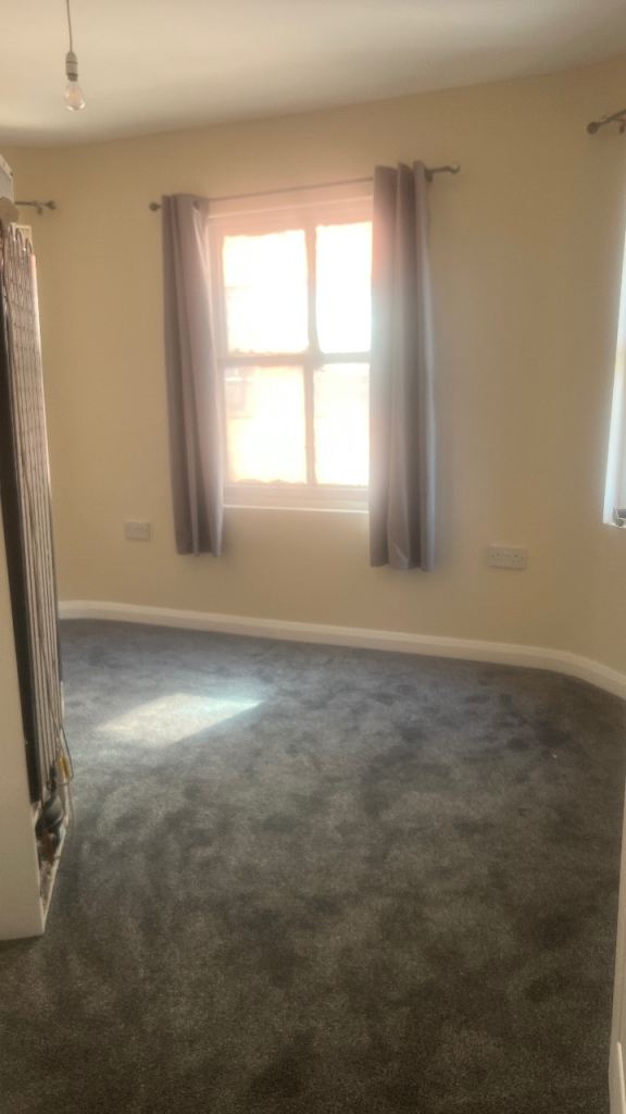 2 bed flat