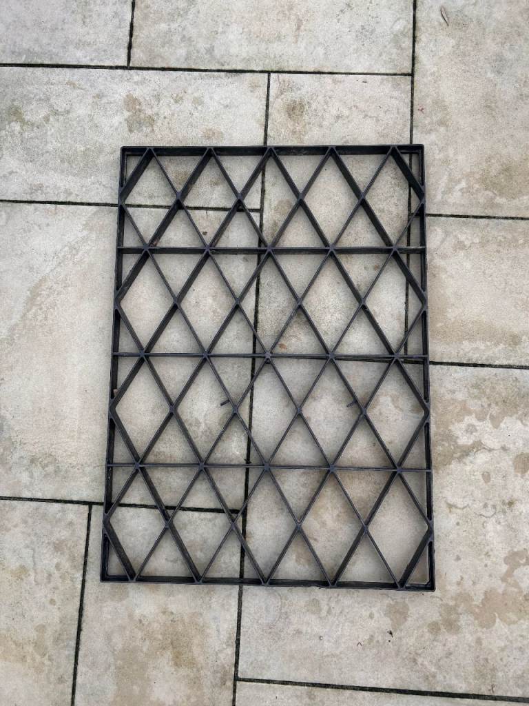 PLASTIC GROUND PAVING GRID SHED BASE POROUS GRASS PATH GRAVEL DRIVE 900X600X40mm