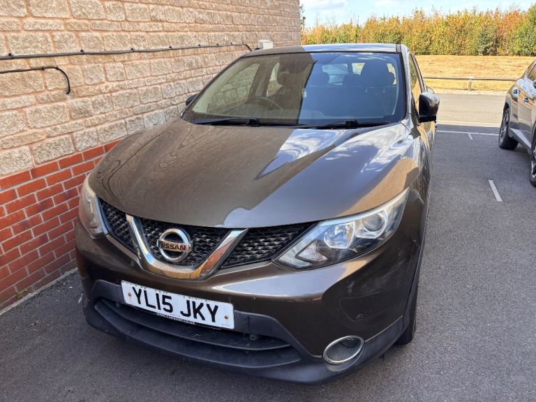 Nissan, QASHQAI, Hatchback, 2015, Manual, 1197 (cc), 5 doors