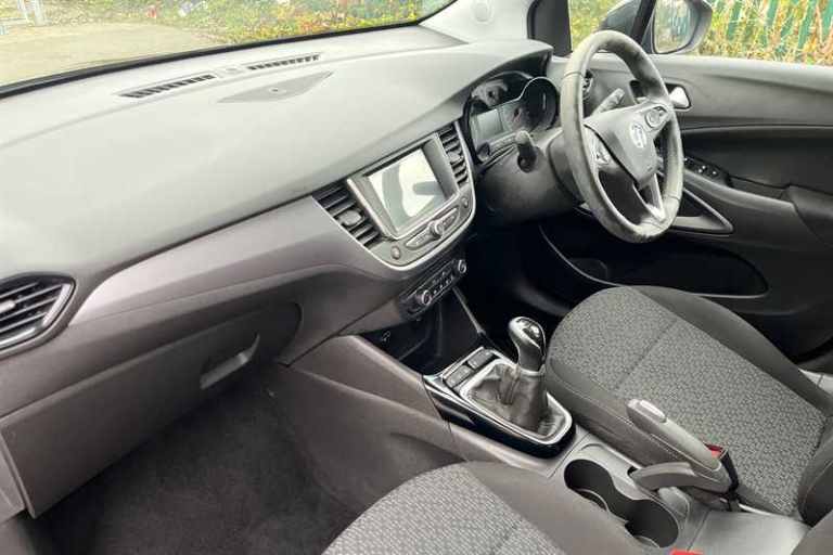 2021 Vauxhall Crossland 1.2i (83 PS) SE 5 Door Petrol SUV *** 1 Private Owner from New *** SUV Pe...