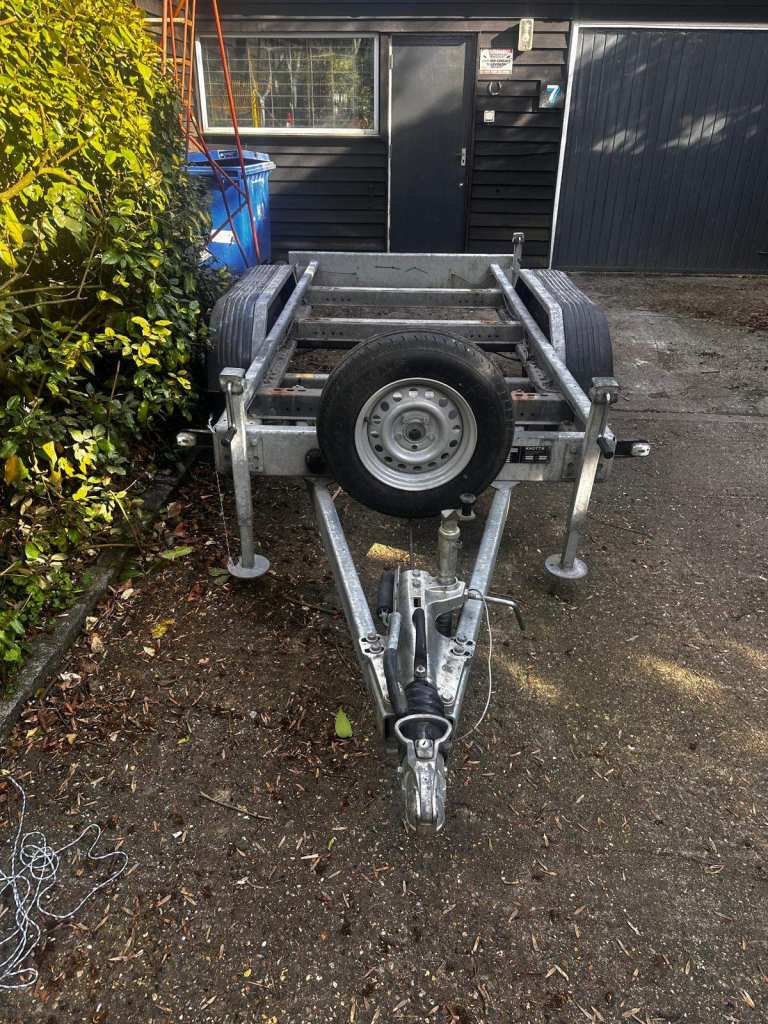 2021 Knott 3500 KG load,  4 wheel Trailer