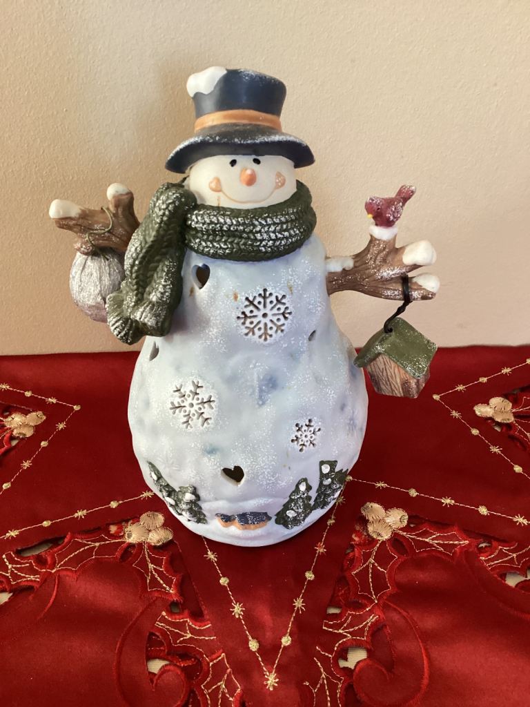 Christmas ceramic snowman tea light holder 