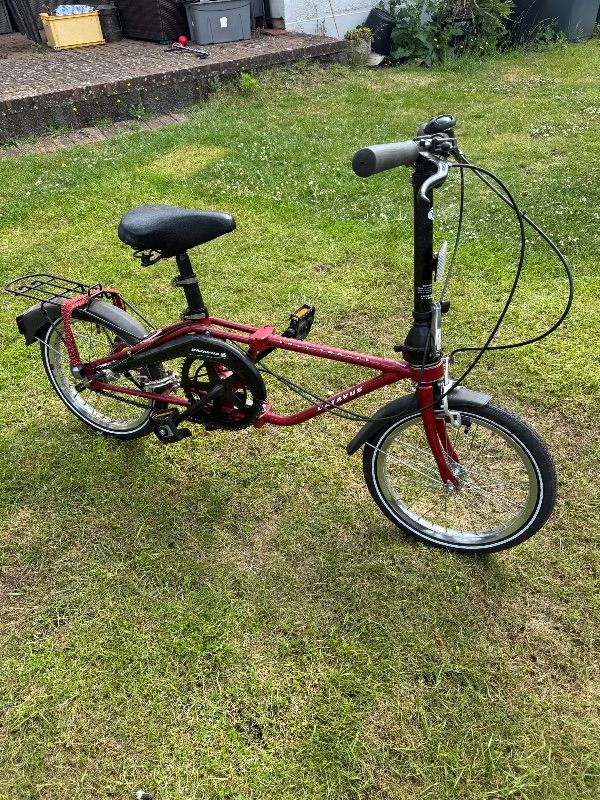 Batavus Folding Bike – Red, Good Condition