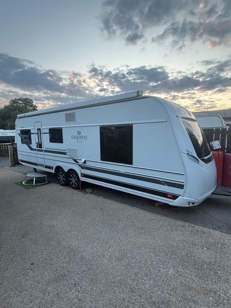 Lmc 655. Caravan 