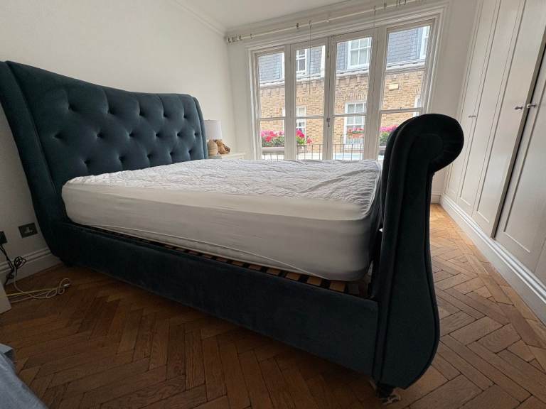 King Size Bedframe (without mattress)