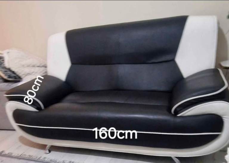 Black&white 2 seater sofa