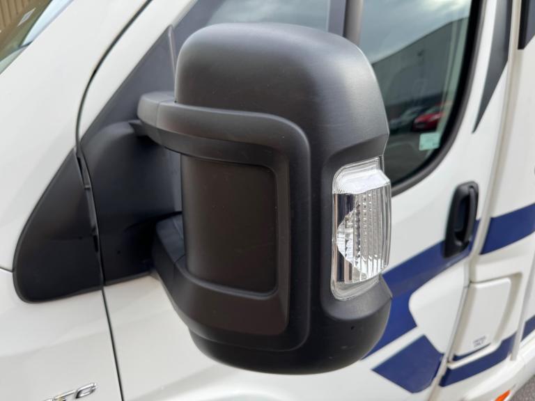 SWIFT ESCAPE 695 - 2017