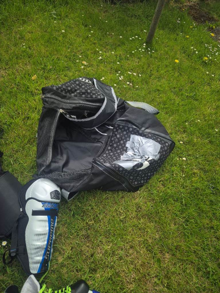 Ice hockey goalie padding