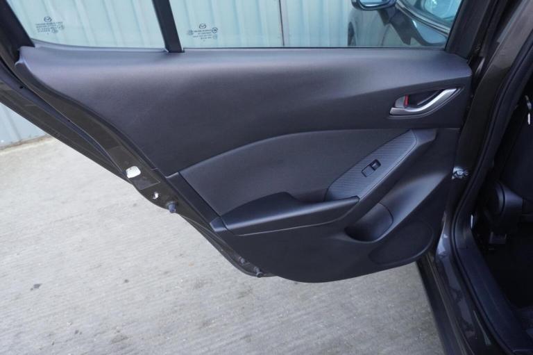 MAZDA MAZDA3 2.0 SKYACTIV-G SE Nav Fastback Euro 5 (s/s) 4dr 2016