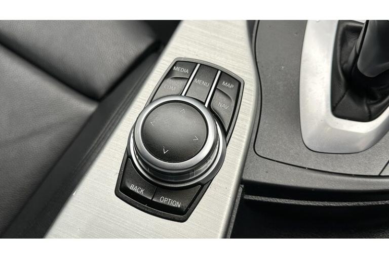 2018 BMW 3 Series 2.0 320i M Sport Shadow Edition Touring 5dr Petrol Auto Euro 6 (s/s) (184 p Est...