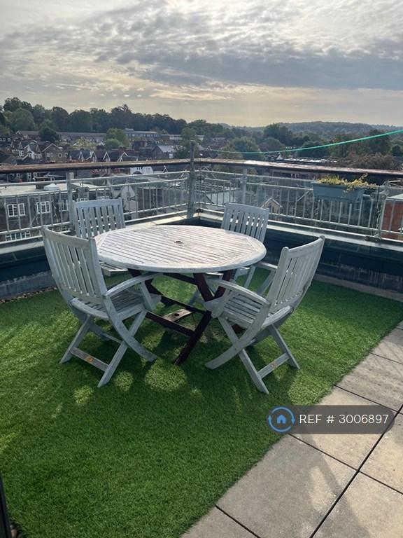 2 bedroom flat in Skyline Court, Croydon, CR0 (2 bed) (#3006897)