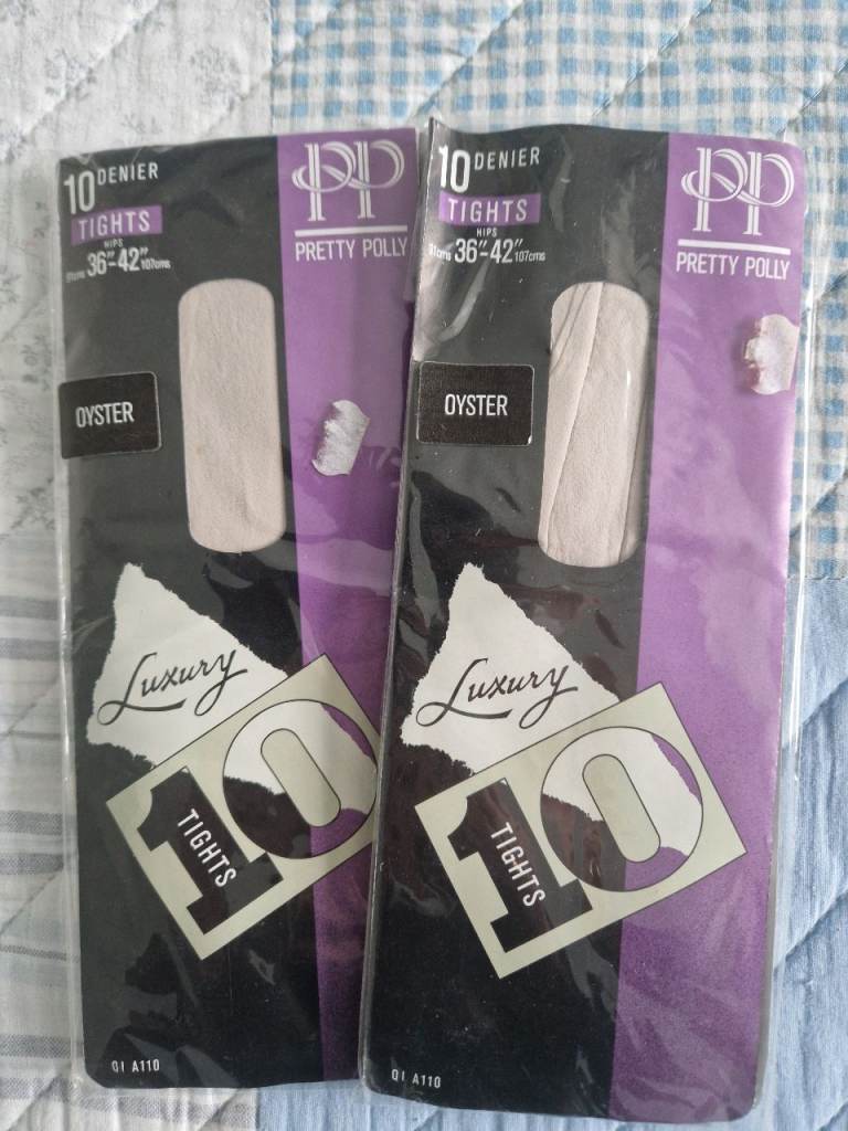 image for 2 PAIRS OF PRETTY POLLY 10 DENIER ' LUXURY' TIGHTS 
