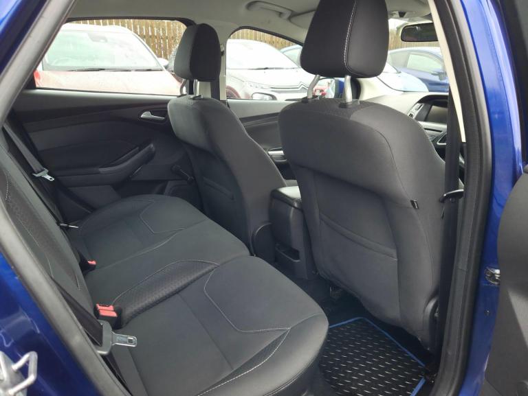 2015 Ford Focus 1.0 EcoBoost Zetec 5dr HATCHBACK PETROL Manual