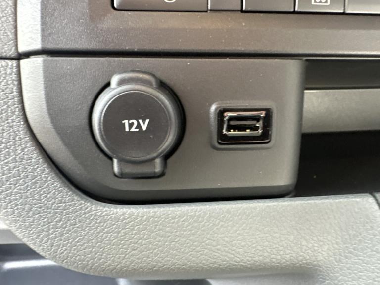 2023 Fiat Scudo 100kW 75kWh Tecnico Crew Van Auto Crew Bus Electric Automatic