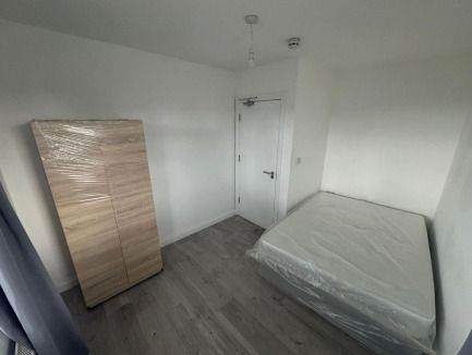 Room Available – Rainham, RM13 (DSS/UC Welcome)