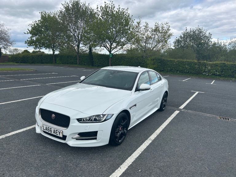 Jaguar, XE, Saloon, 2017, Other, 1999 (cc), 4 doors