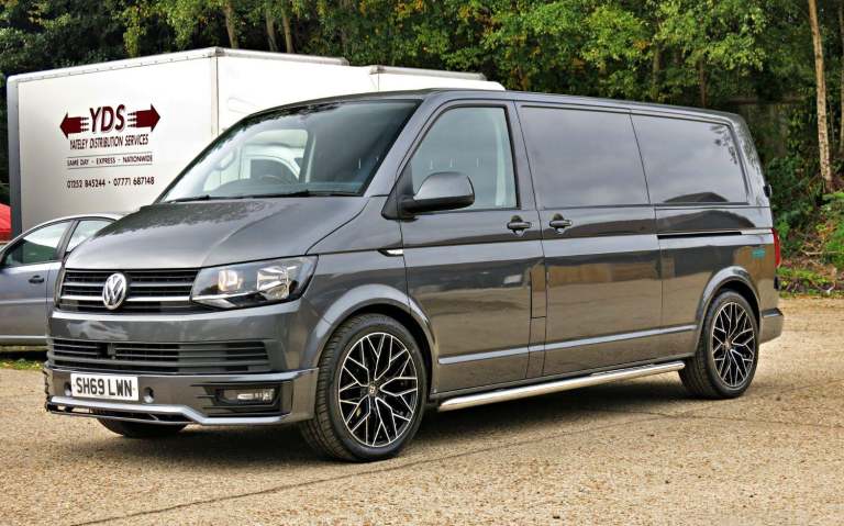 VOLKSWAGEN TRANSPORTER T6 HIGHLINE LWB T30 EURO 6 PANEL VAN SPORTLINE Grey Manu