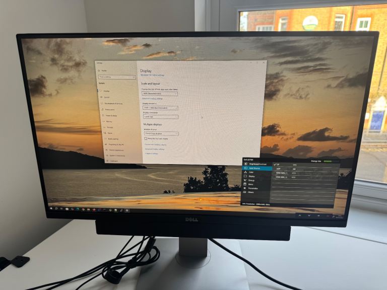 image for Dell UltraSharp 27inch QHD Monitor - U2715H
