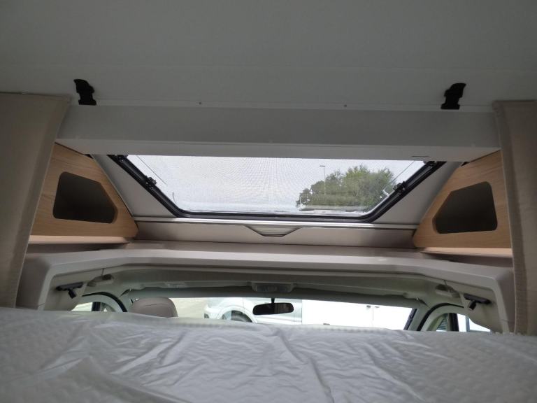 Adria Matrix 670 SL 60Y  Anniversary Edition DIESEL AUTOMATIC 2025