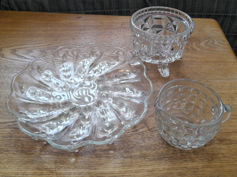 Vintage Glassware Dish Set 