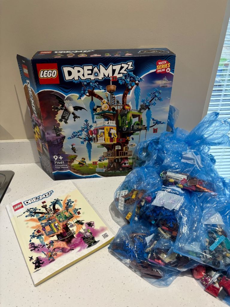 Lego Dreamz Fantastical Tree House