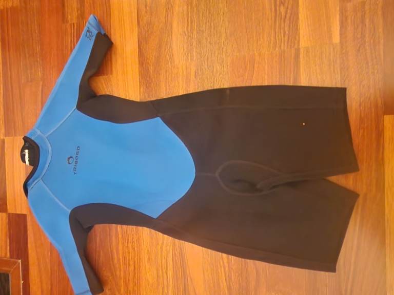 Tribord shorty 3/2 wetsuit 6 years