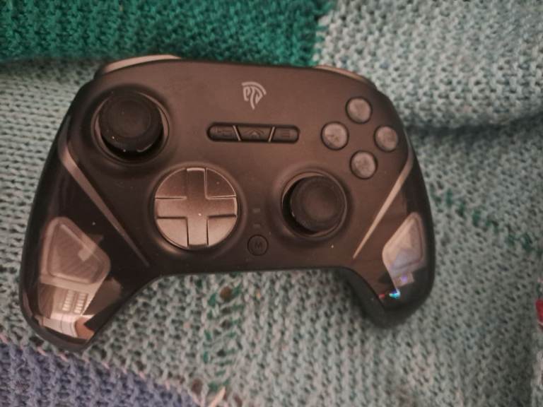 Gaming gamepad